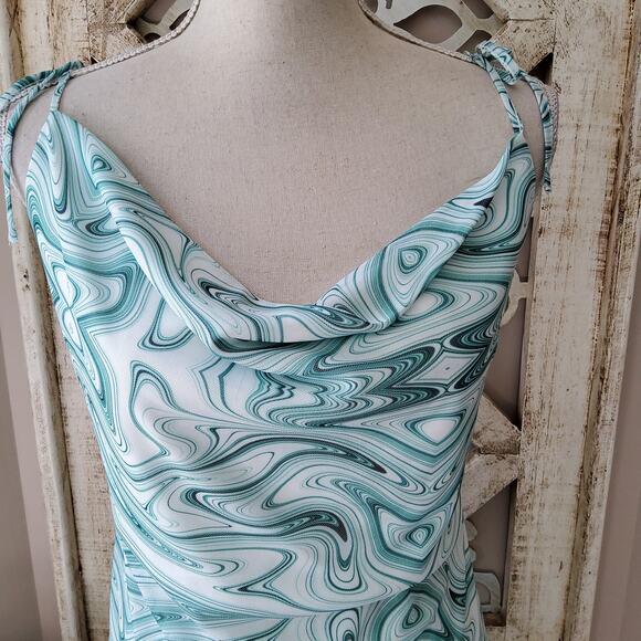 New Junior's Elodie Cowl Neck Sleeveless Tie Straps Mini Slip Dress Green Swirl - Picture 3 of 12